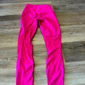 Lululemon doubled lined sonic pink 28”leggings